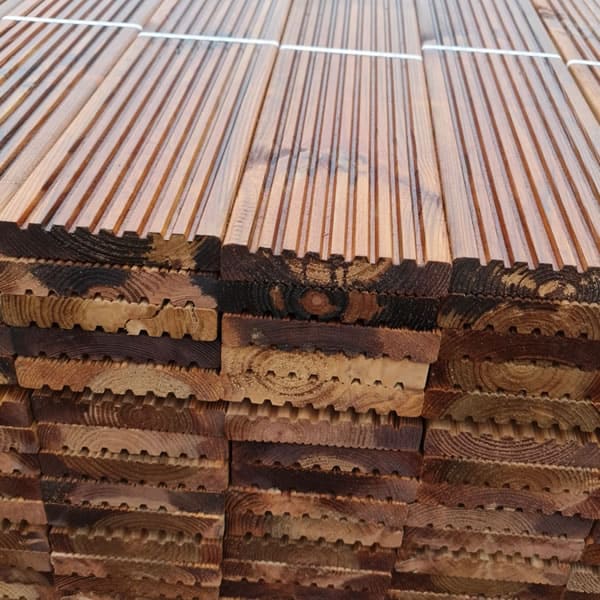 Timber Decking Board 28mmĂ—145mm in Aberdeen