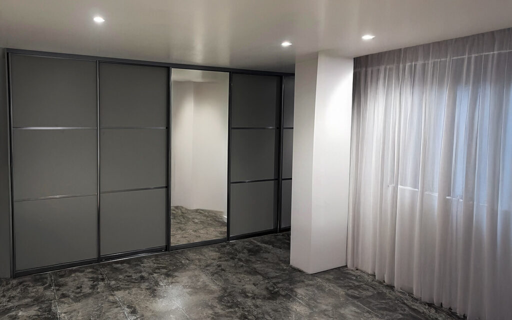 Walk-In Wardrobes Design in Dundee Scotland -DC Sliding Wardrobes